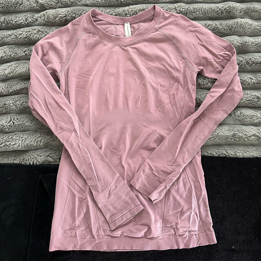 Athleta Mauve Long Sleeve Tee